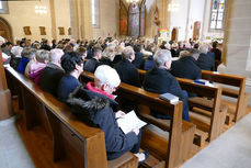 1. Heilige Kommunion in St. Crescentius (Foto: Karl-Franz Thiede)